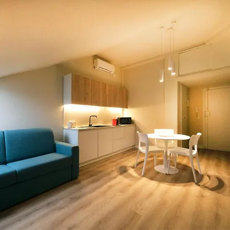 La Mansardina Di Apartment