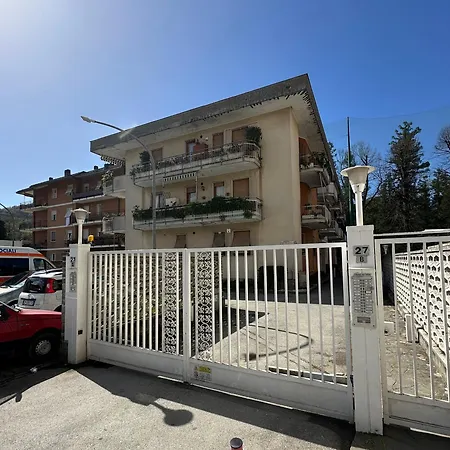 La Mansardina Di *